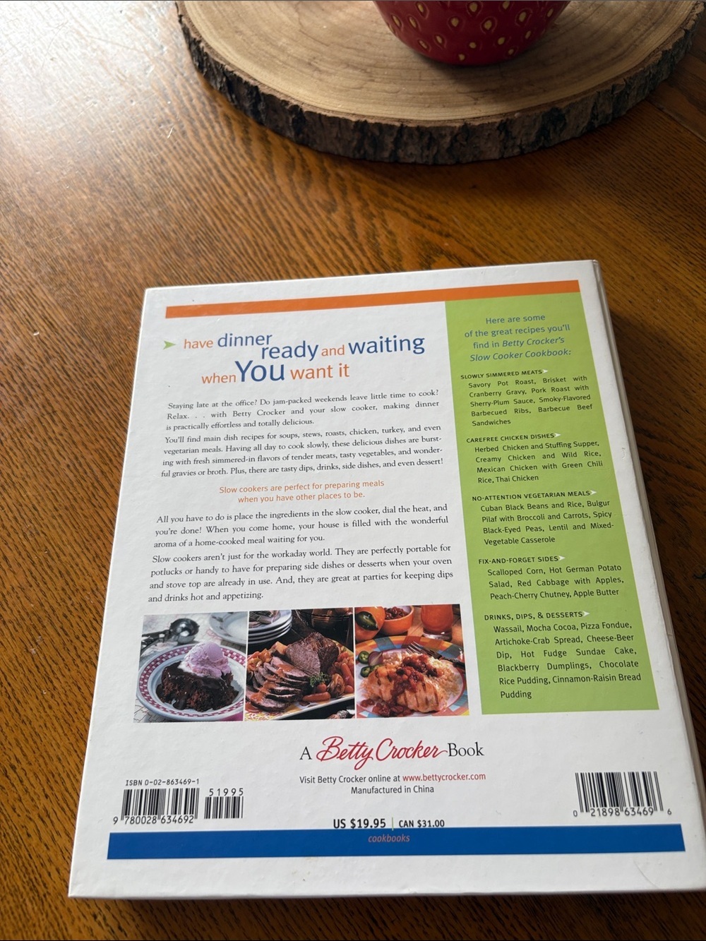 Betty Crocker Slow Cooker Cookbook — White Cover with Full-Color Food Photo - Picture 2 of 8